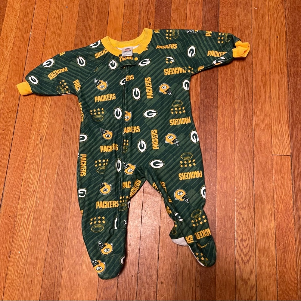 Green Bay Packers NFL fleece zip pajamas size 6 months